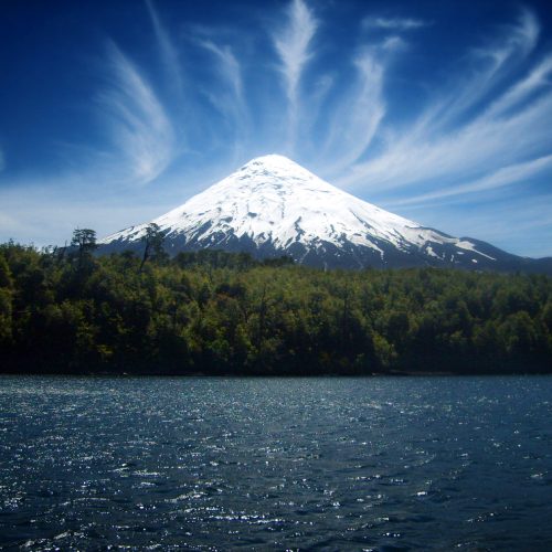 Volcan-Villarrica-Chile-home.jpg